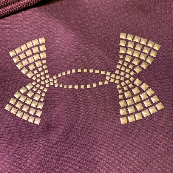 Under Armour maroon hoodie - Picture 1 of 9